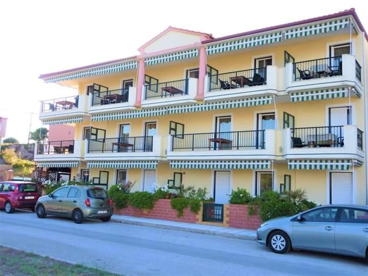 Apartmenthotel Sithon Сарти Экстерьер фото